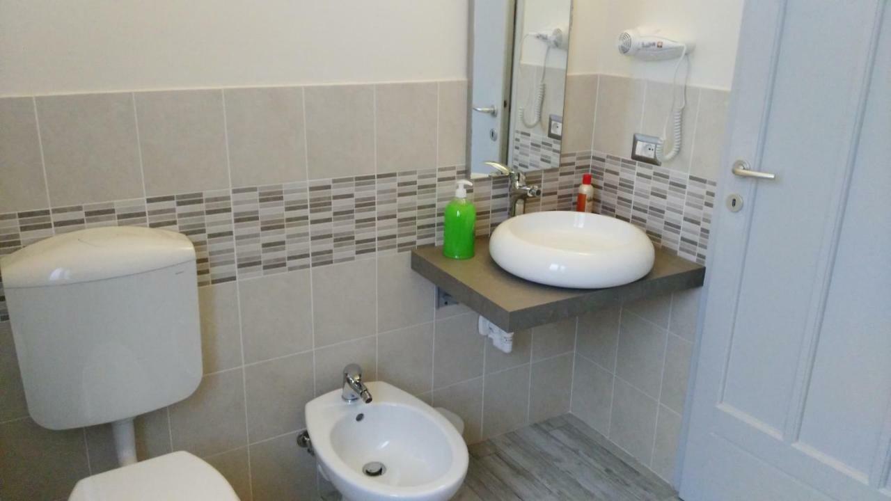 Sogni d'arte Hotel Romagnano Sesia Eksteriør billede