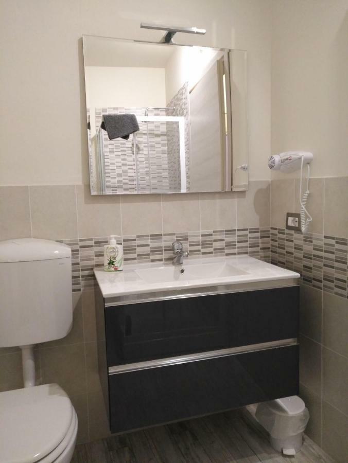 Sogni d'arte Hotel Romagnano Sesia Eksteriør billede