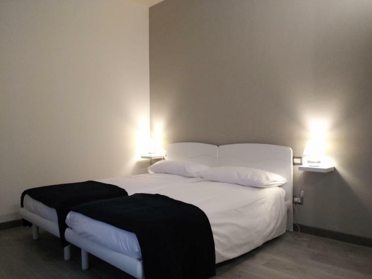 Sogni d'arte Hotel Romagnano Sesia Eksteriør billede